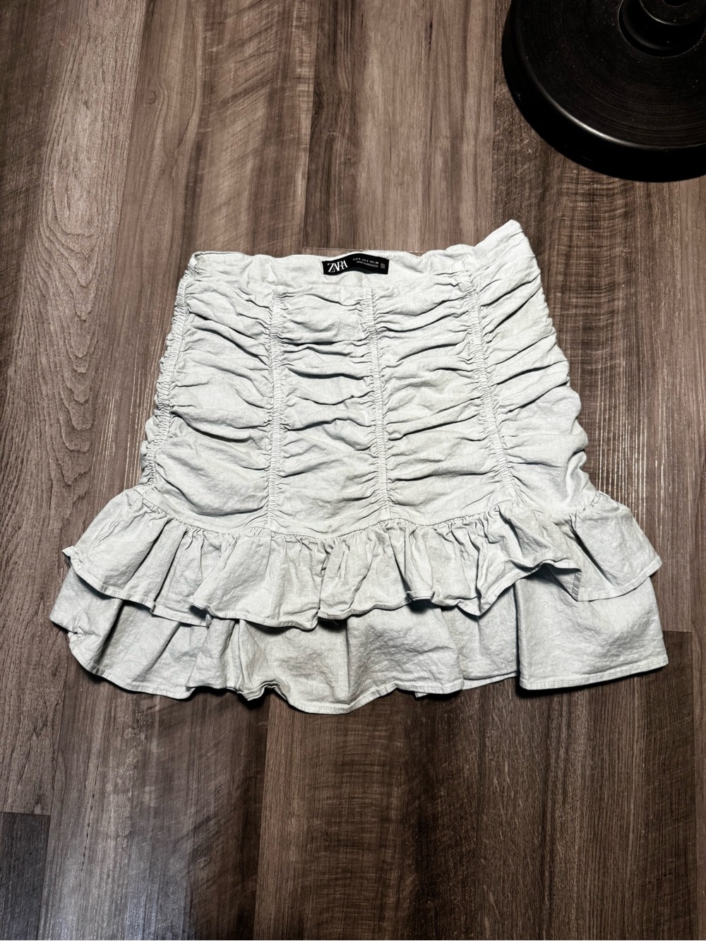 Zara Light Green Ruched Ruffle Mini Skirt - Picture 2 of 2